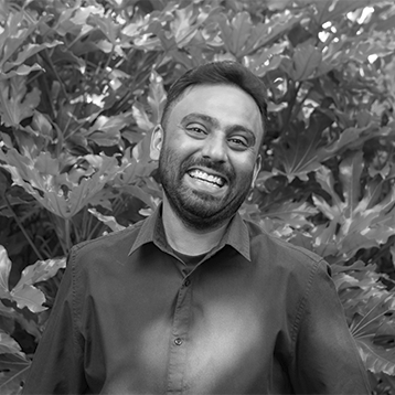 ejaz-photo-2-bw